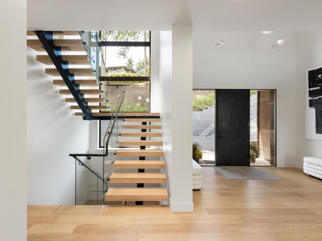 Listing Image for R3090470