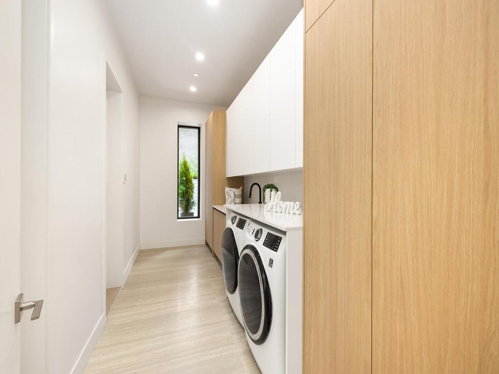 Listing Image for R3090470