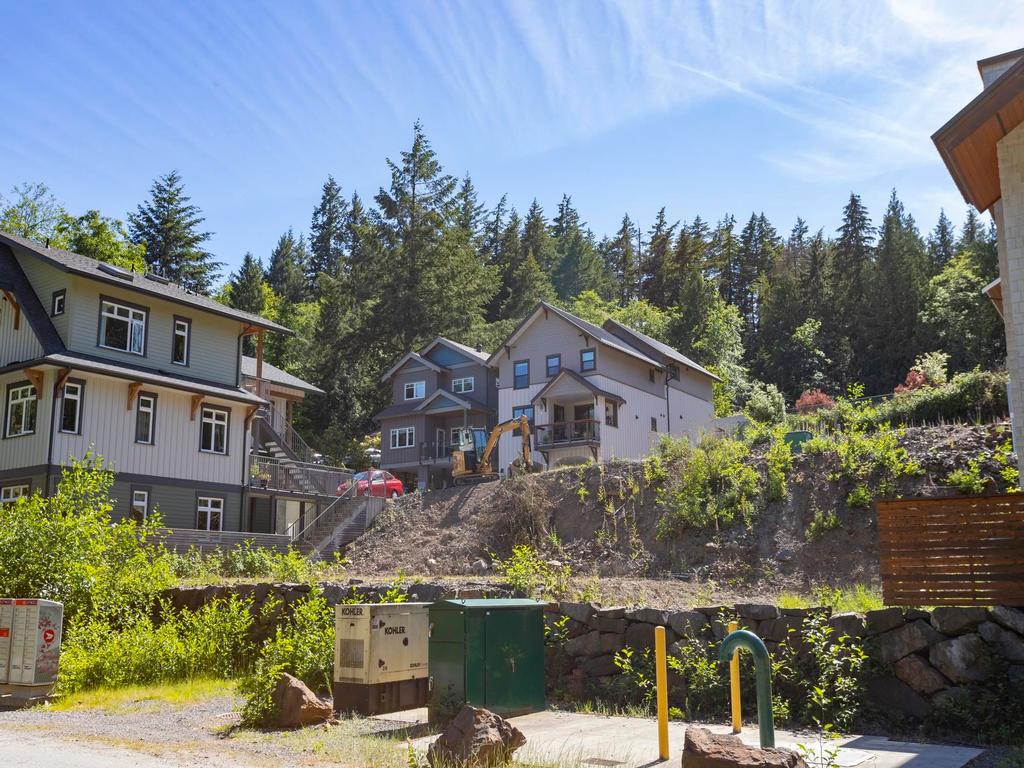 Listing Image for R3090477