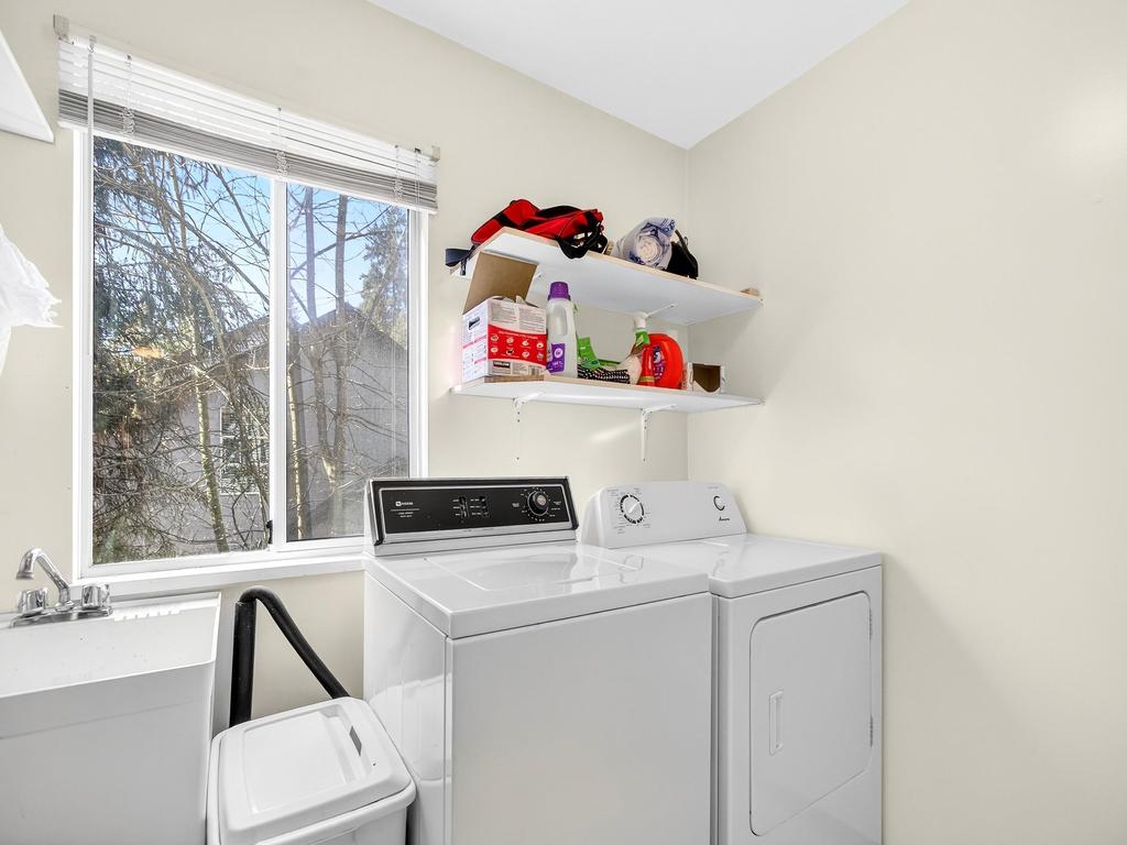 Listing Image for R3090483