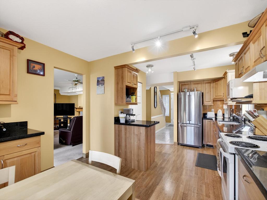 Listing Image for R3090483