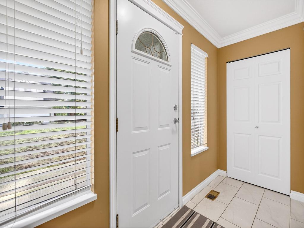 Listing Image for R3090483