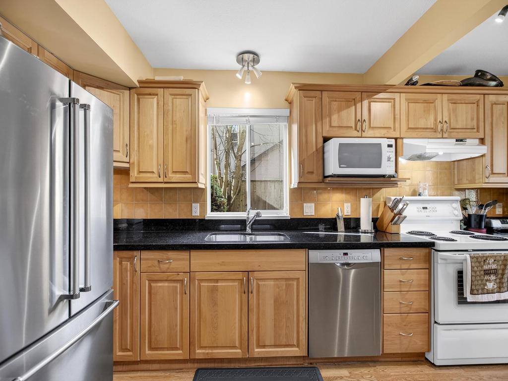 Listing Image for R3090483