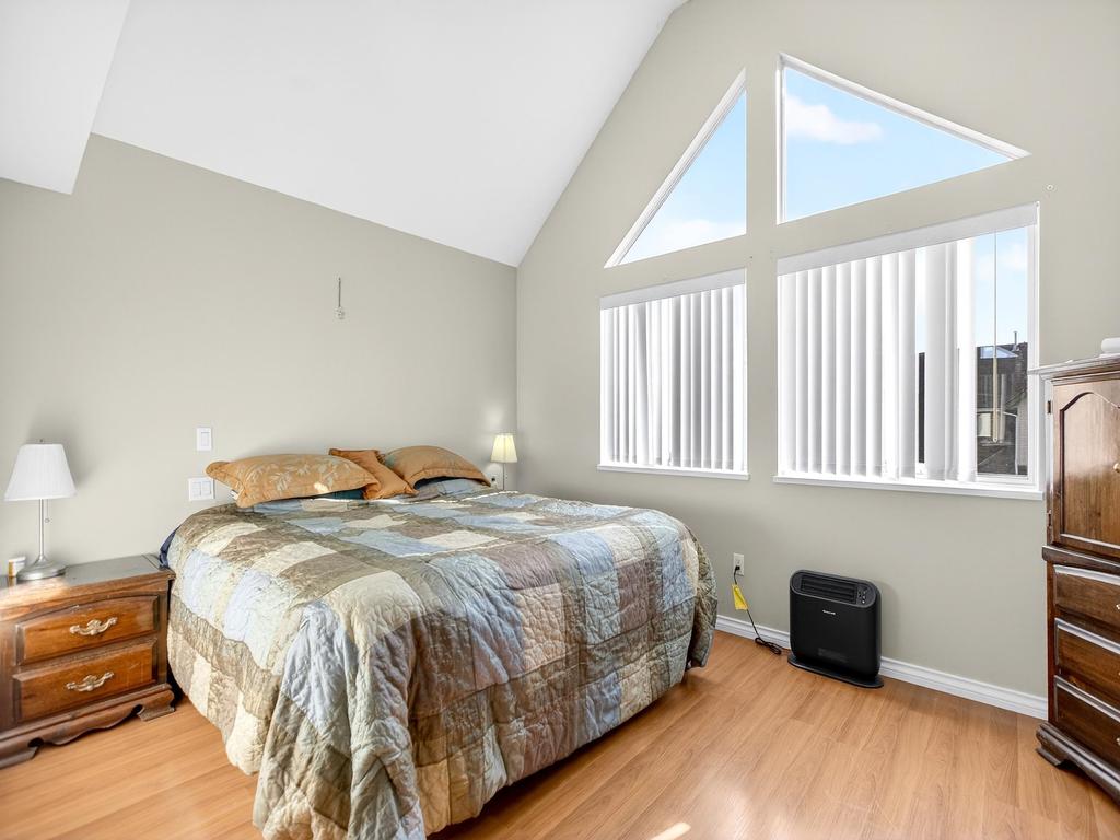 Listing Image for R3090483