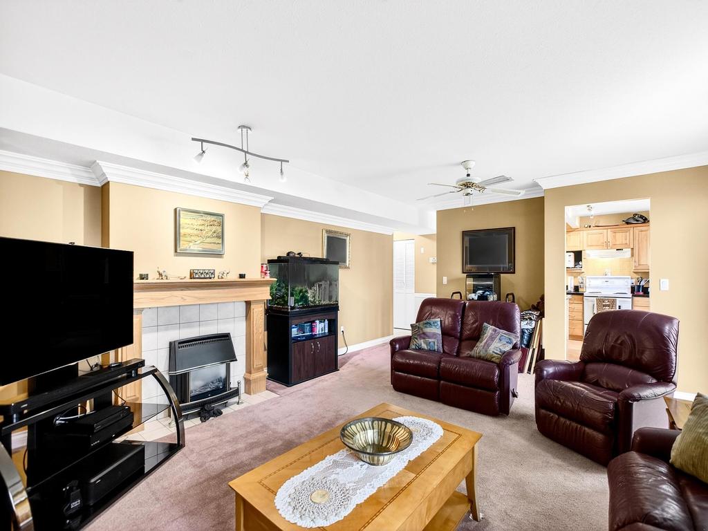 Listing Image for R3090483