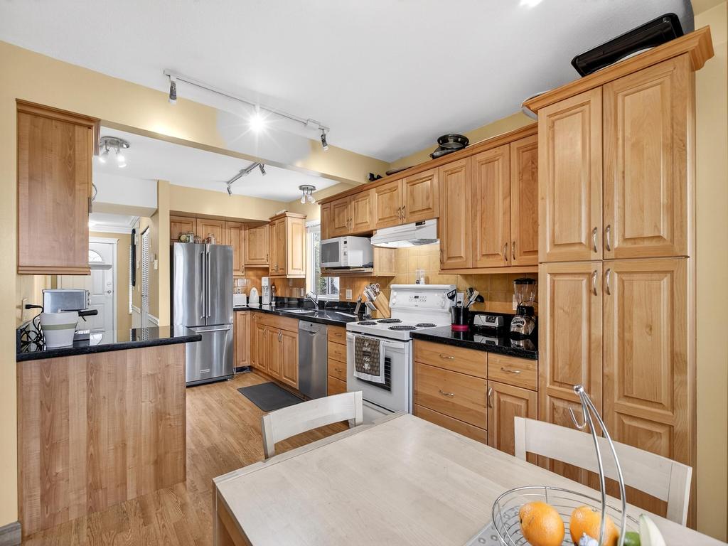 Listing Image for R3090483