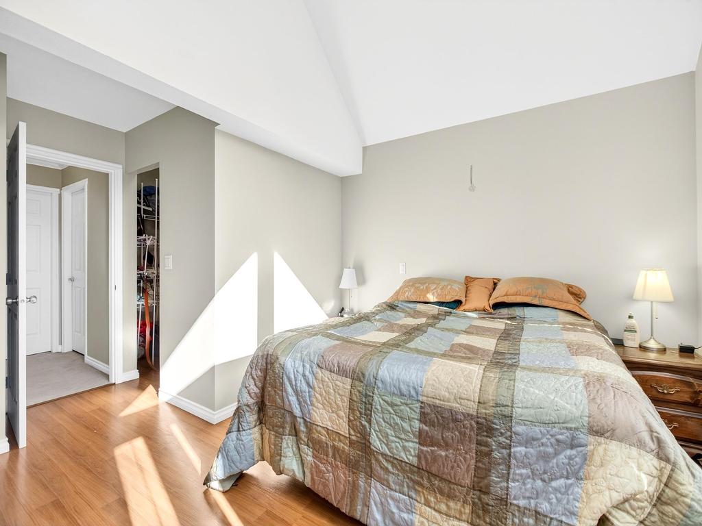 Listing Image for R3090483