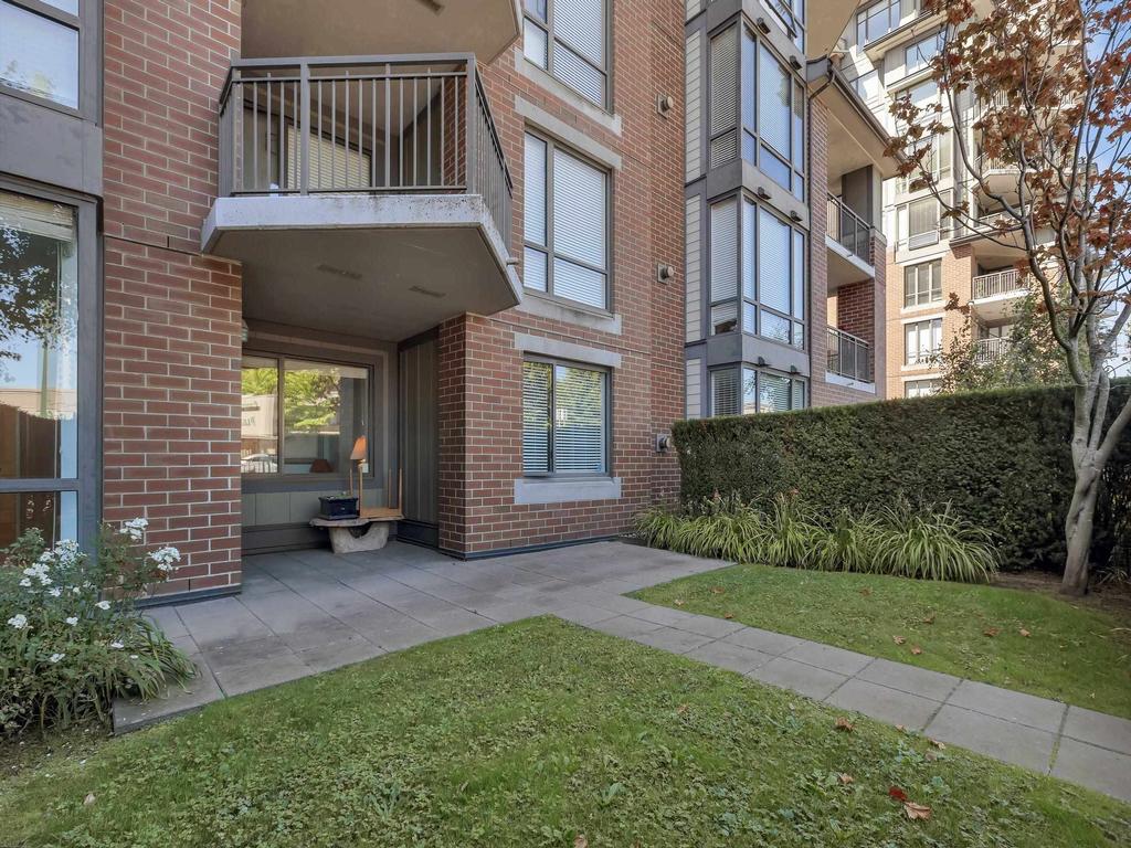 Listing Image for R3090484