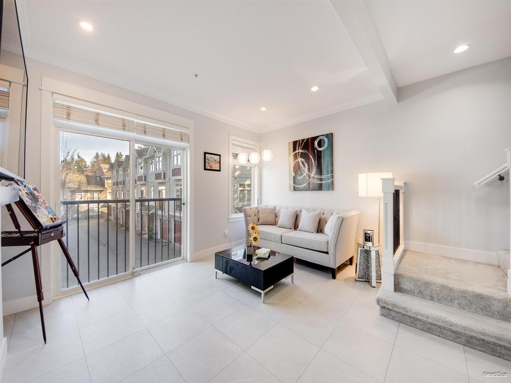 Listing Image for R3090489