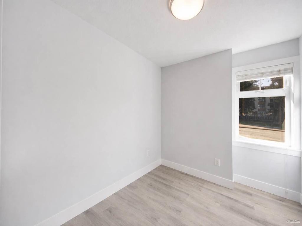 Listing Image for R3090489