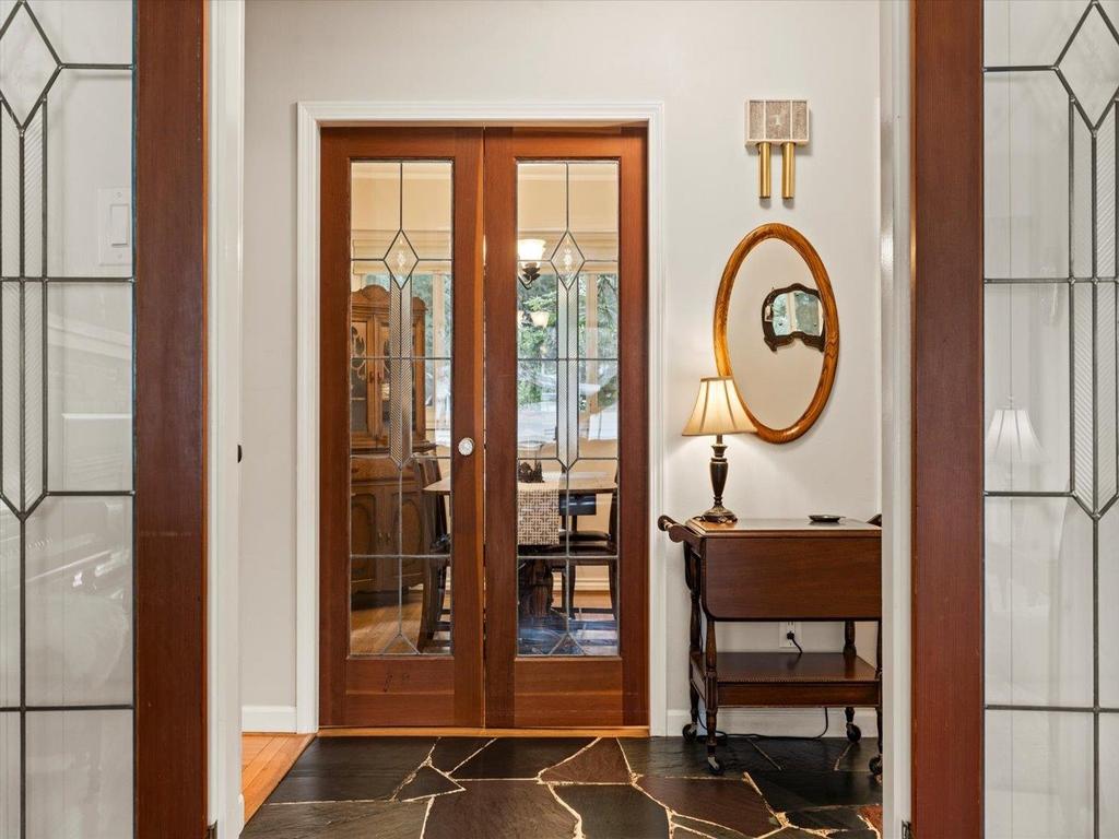 Listing Image for R3090491