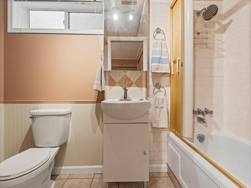 Listing Image for R3090491