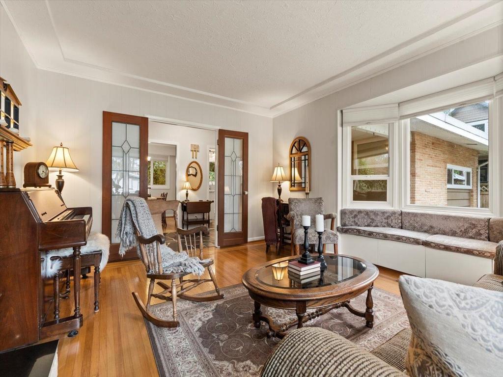 Listing Image for R3090491