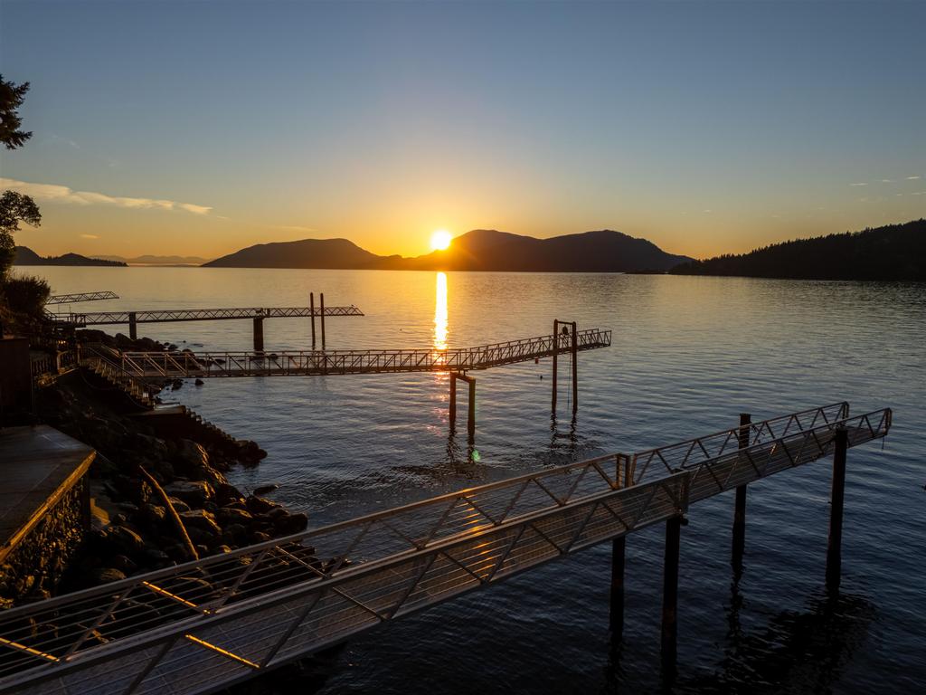 Listing Image for R3090496