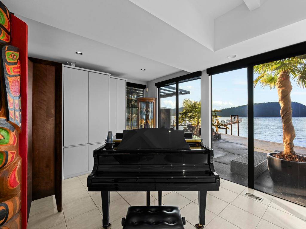 Listing Image for R3090496