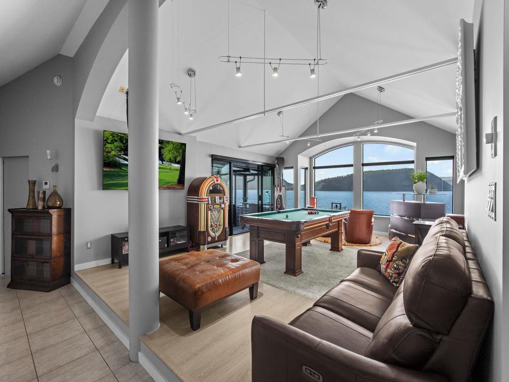 Listing Image for R3090496