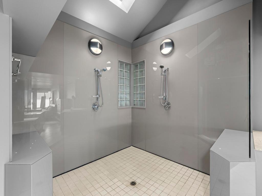 Listing Image for R3090496