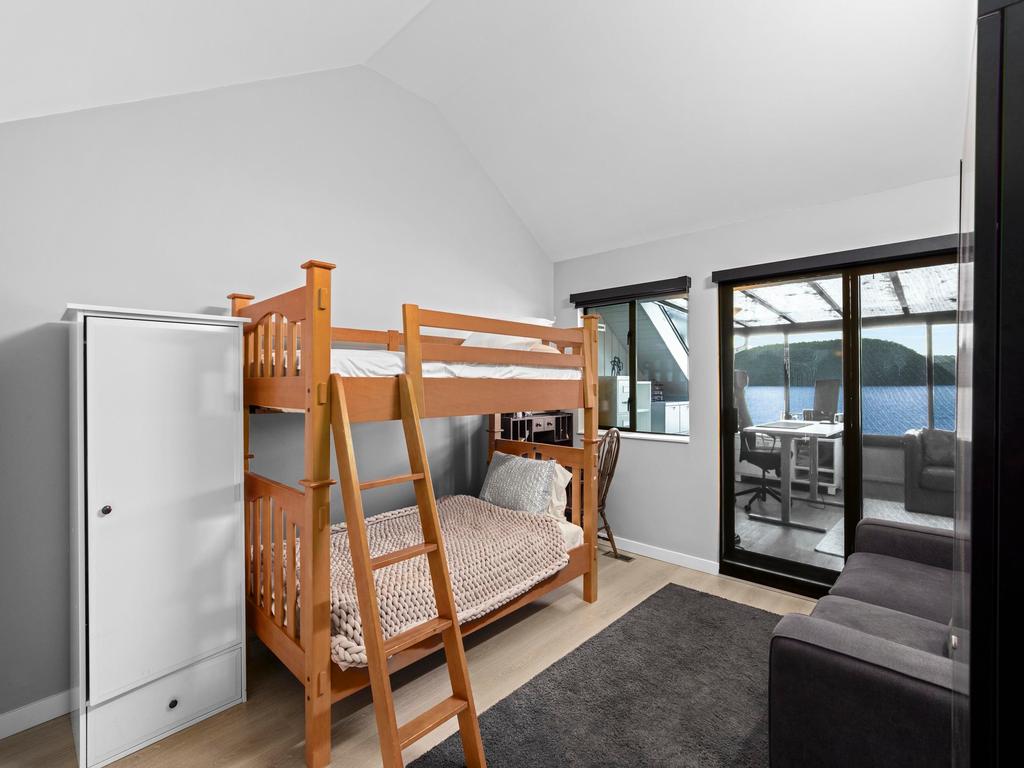 Listing Image for R3090496