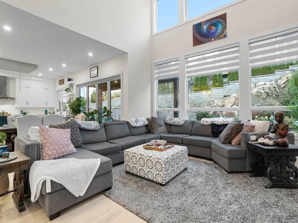 Listing Image for R3090498