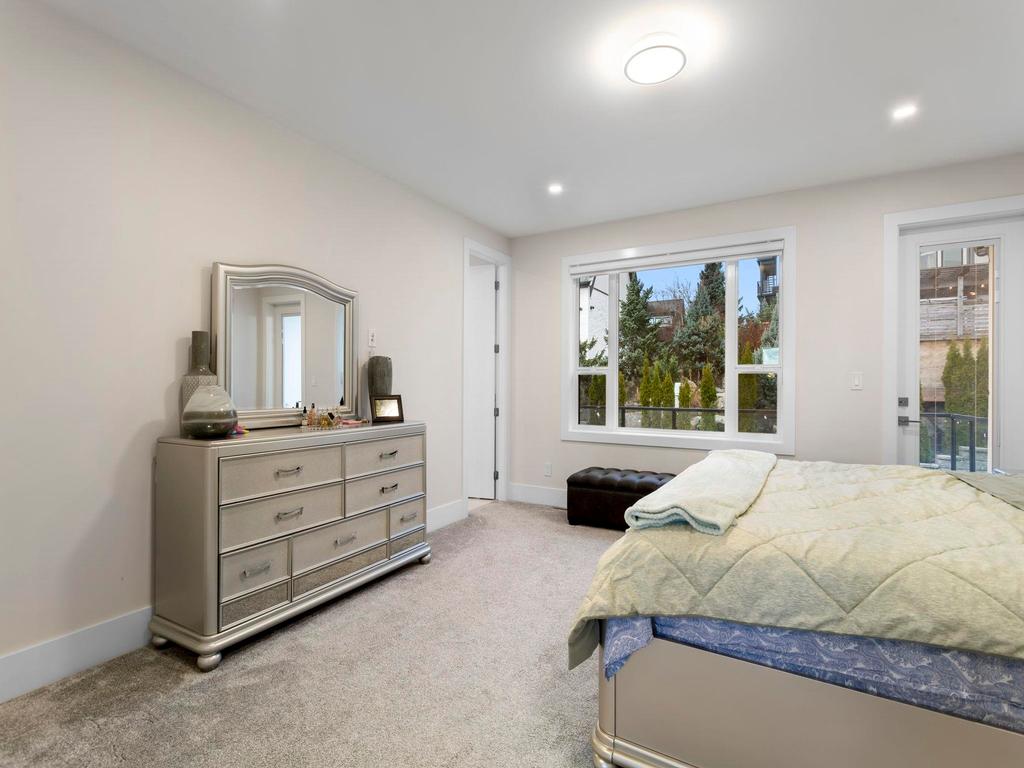 Listing Image for R3090498