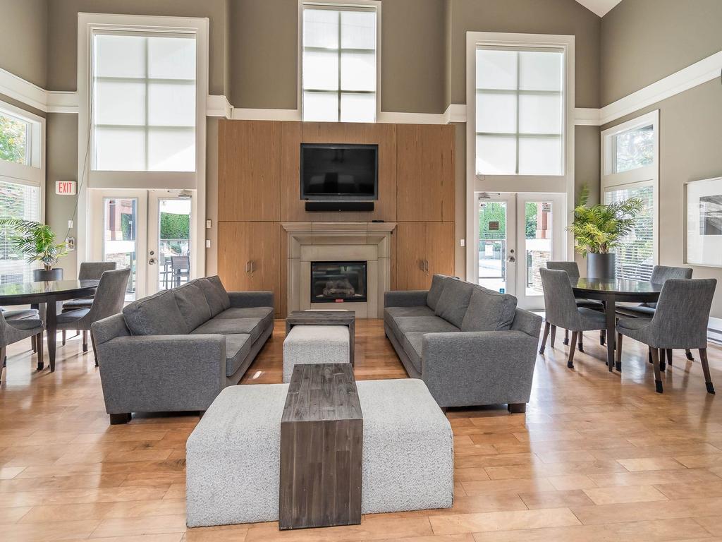 Listing Image for R3090502