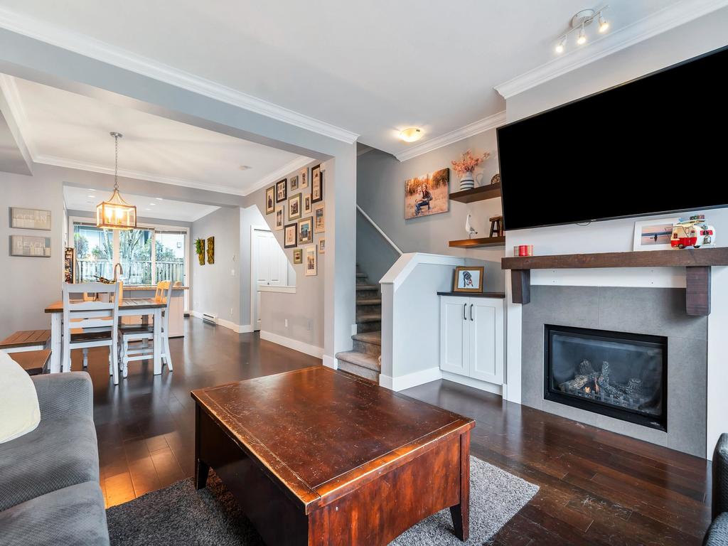 Listing Image for R3090502