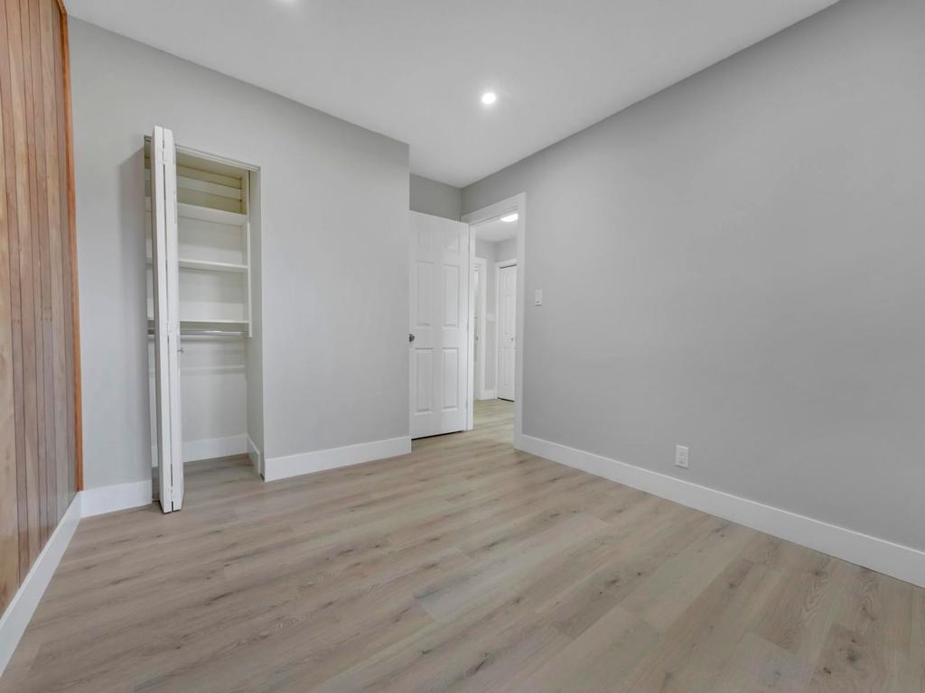 Listing Image for R3090504