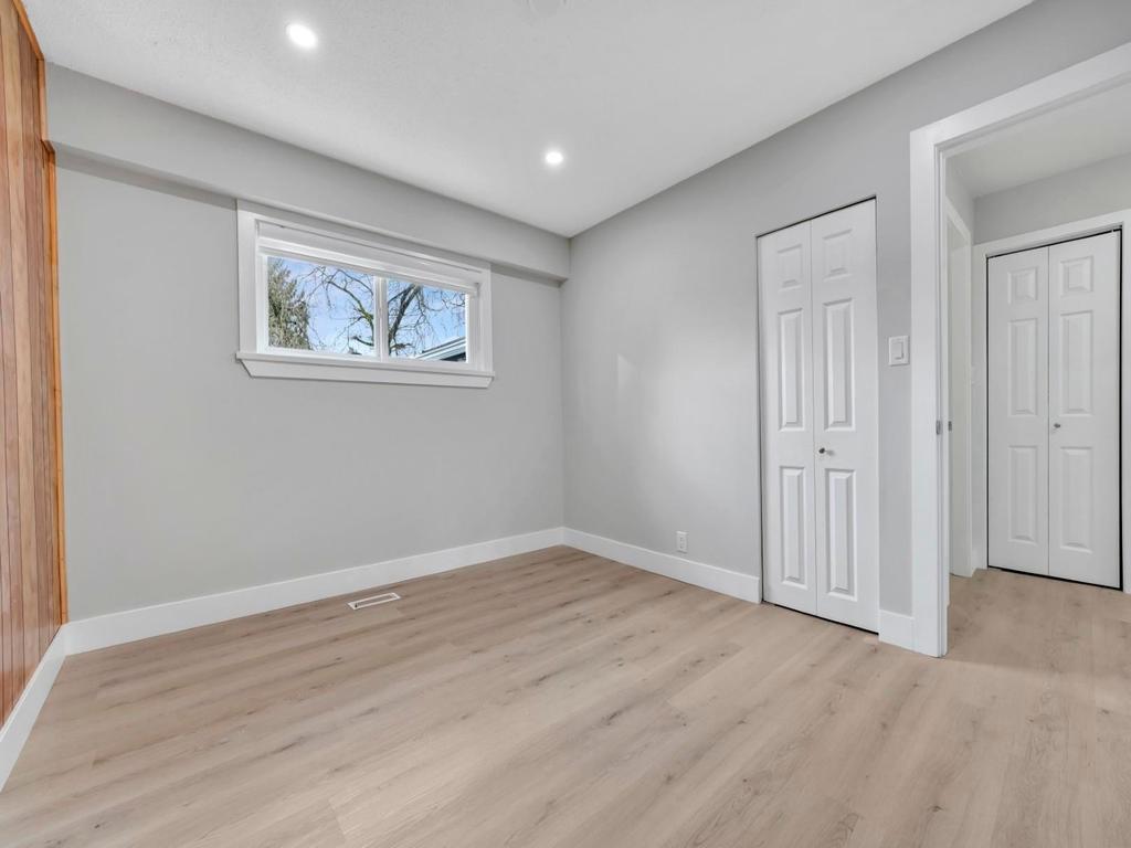 Listing Image for R3090504