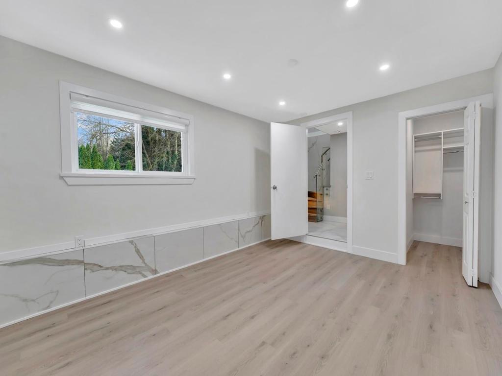 Listing Image for R3090504