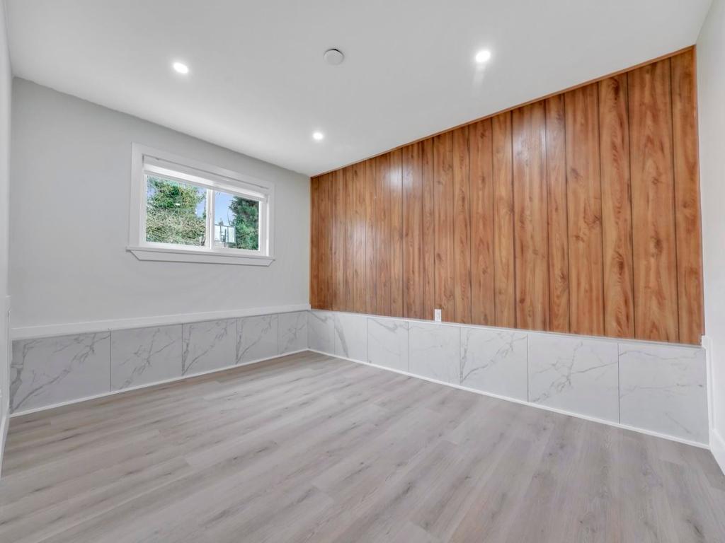 Listing Image for R3090504