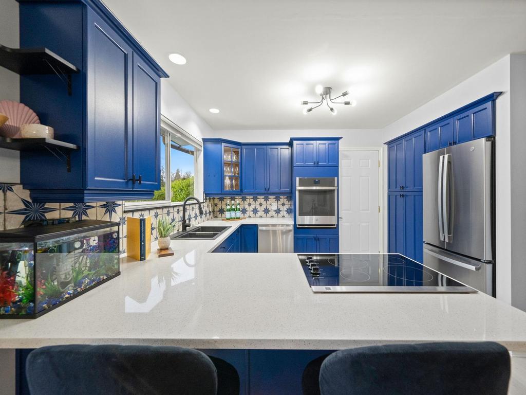 Listing Image for R3090513