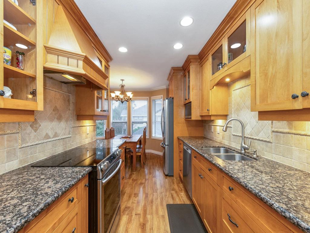 Listing Image for R3090514