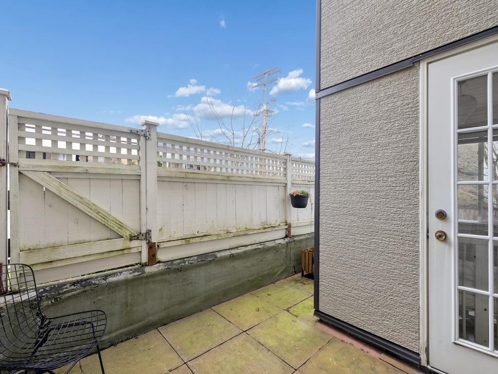 Listing Image for R3090516