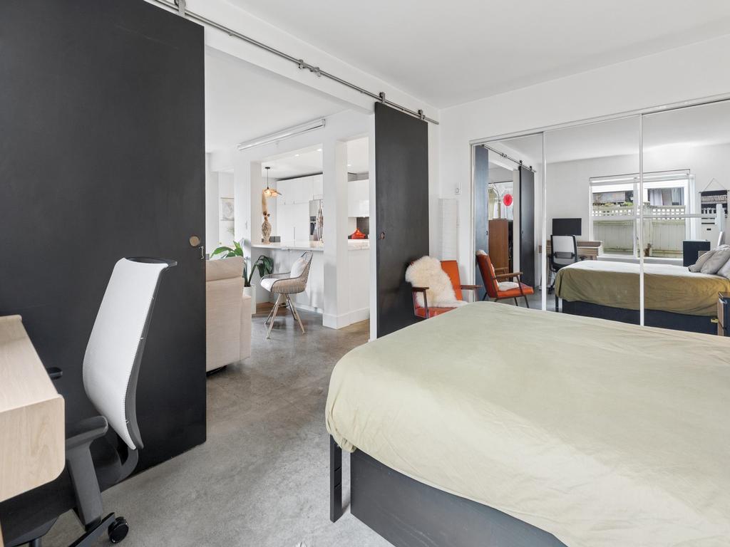 Listing Image for R3090516