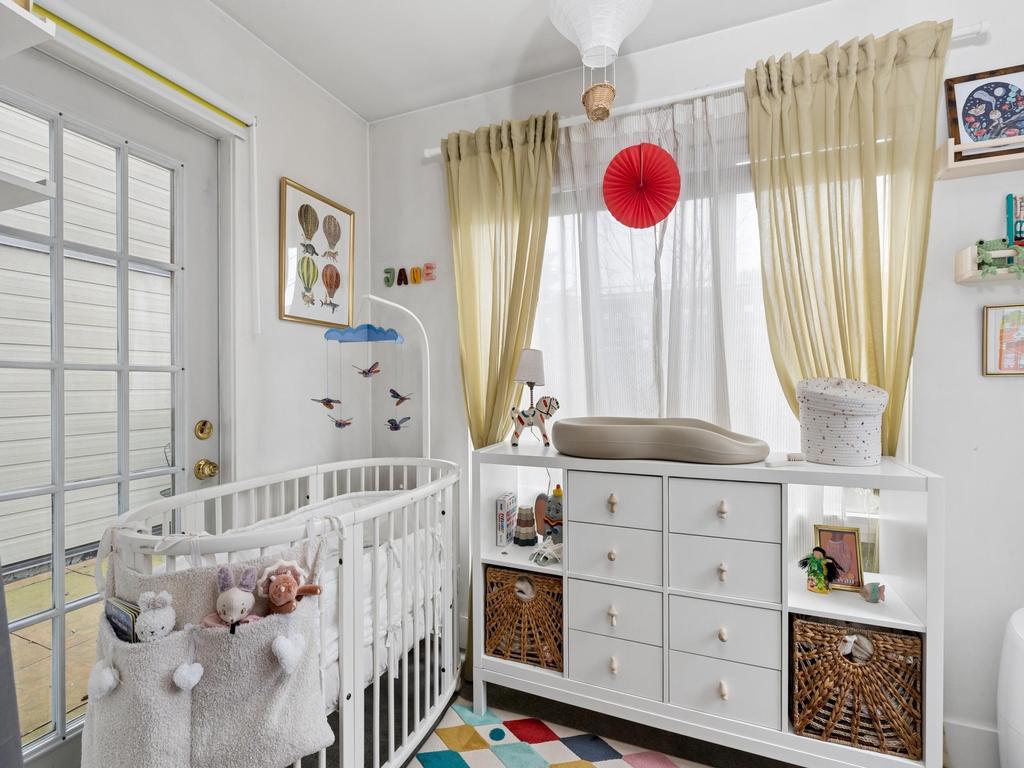 Listing Image for R3090516