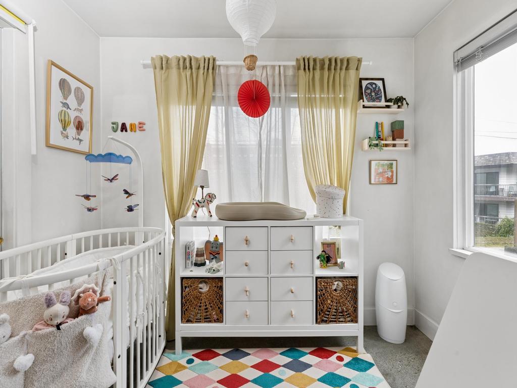 Listing Image for R3090516