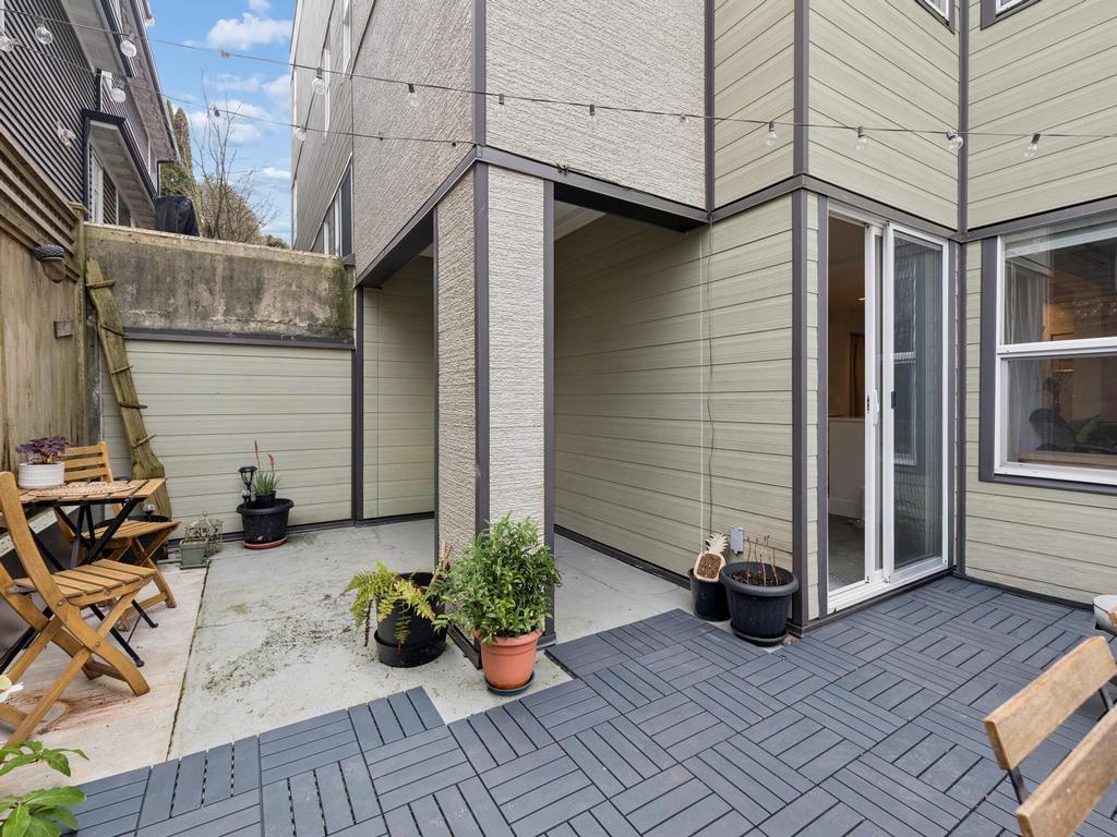 Listing Image for R3090516