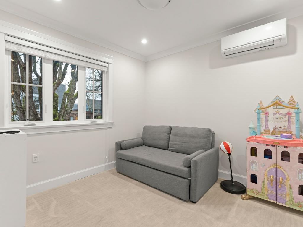 Listing Image for R3090526