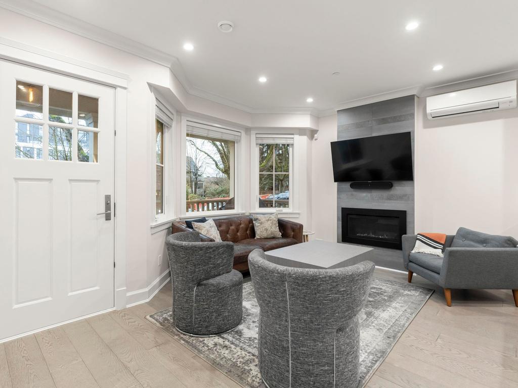 Listing Image for R3090526