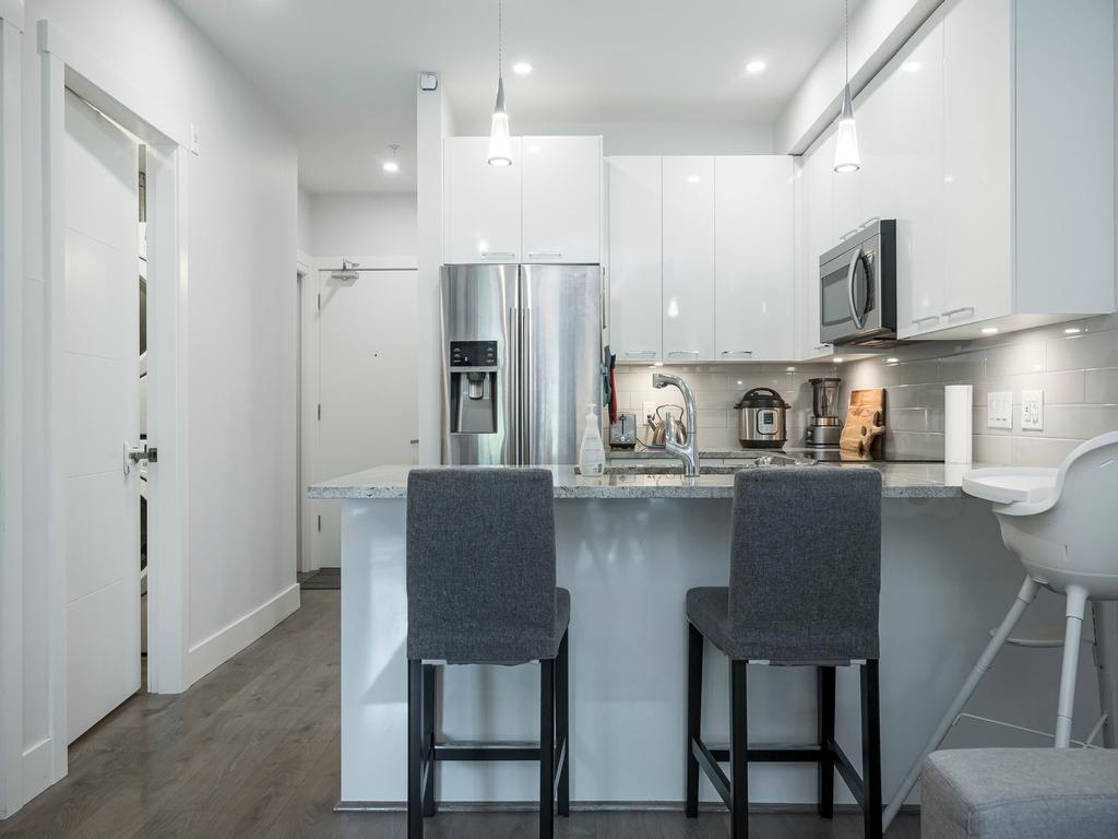 Listing Image for R3090530