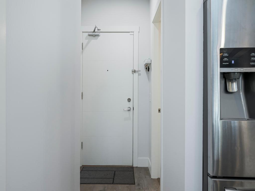 Listing Image for R3090530