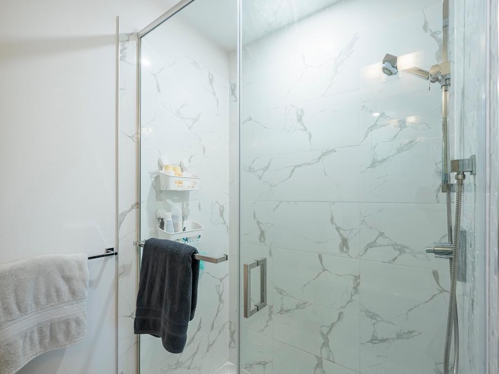 Listing Image for R3090530