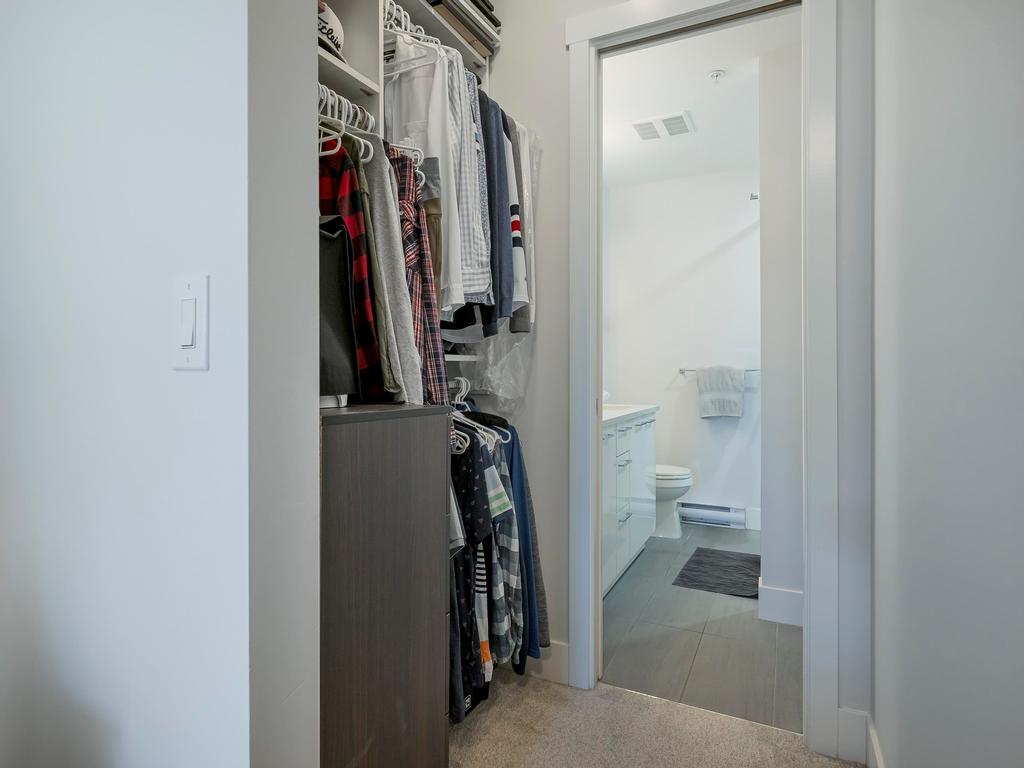 Listing Image for R3090530