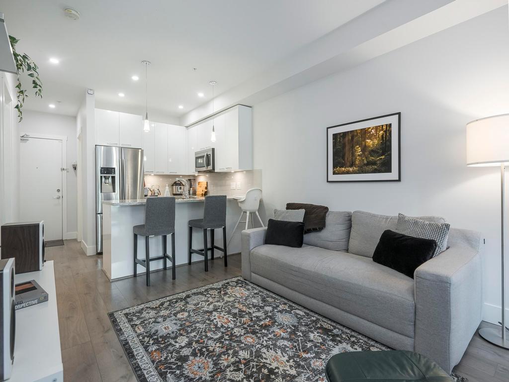 Listing Image for R3090530