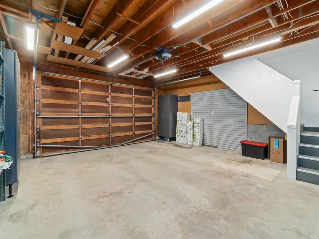 Listing Image for R3090537