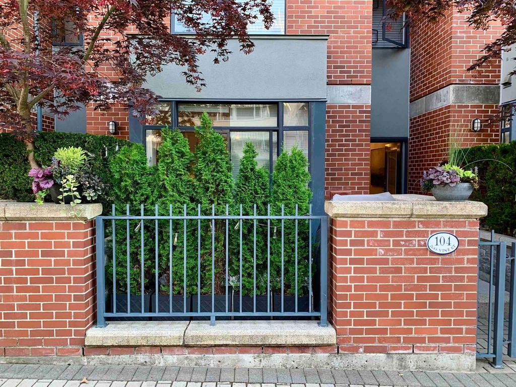 Listing Image for R3090543