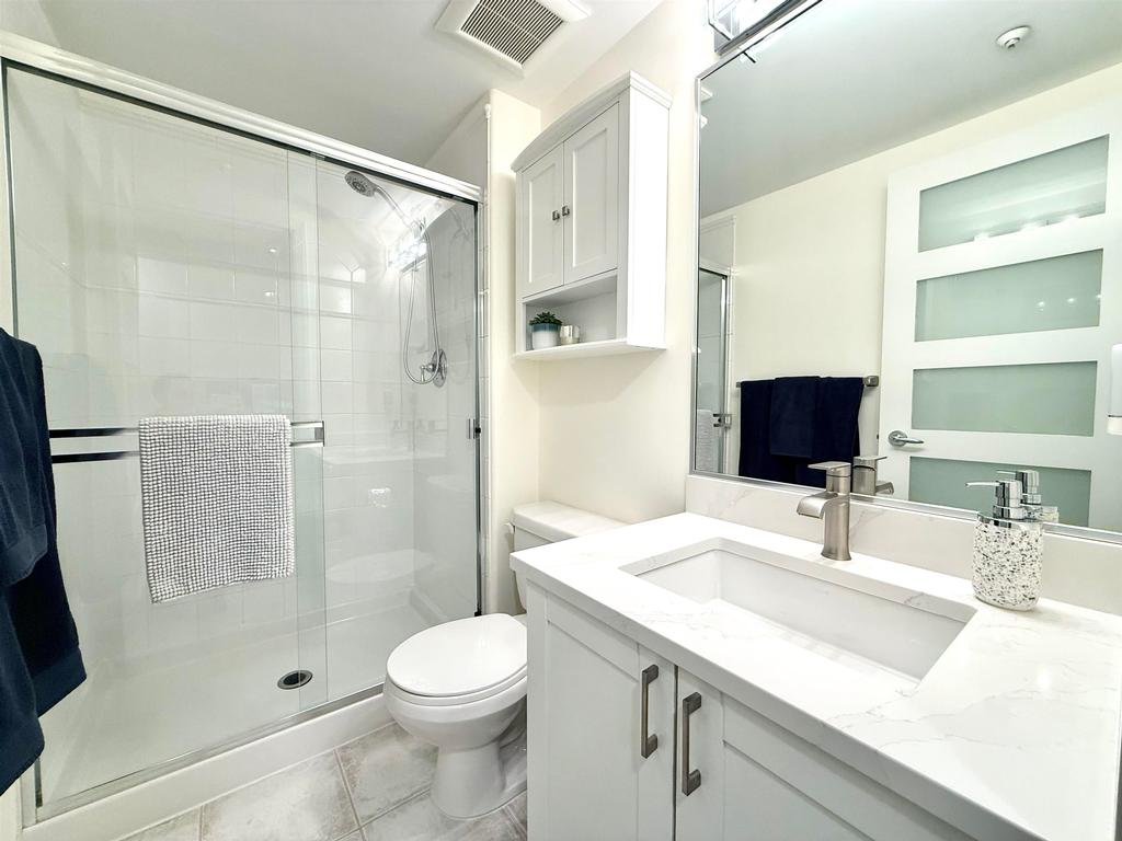 Listing Image for R3090543