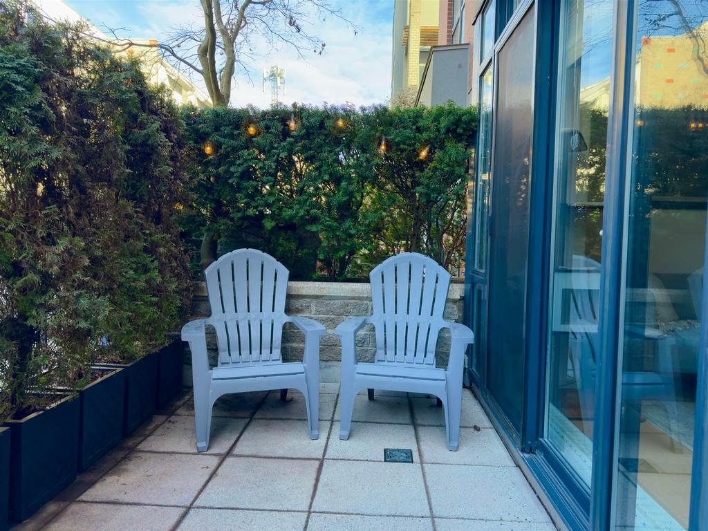 Listing Image for R3090543