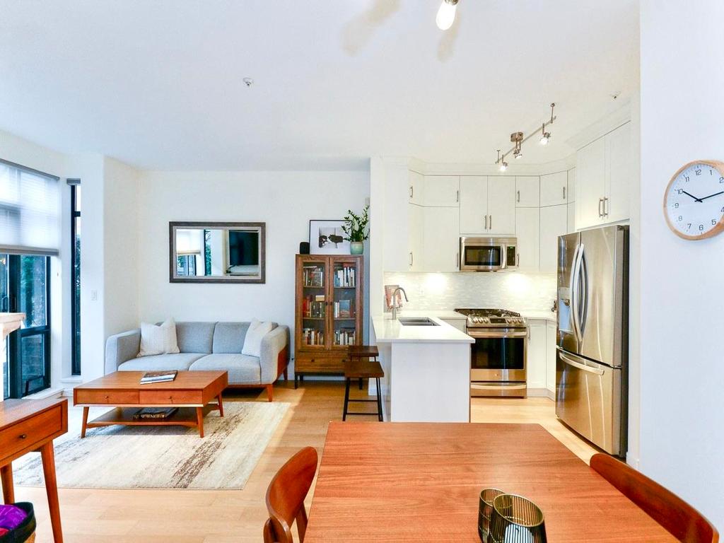 Listing Image for R3090543