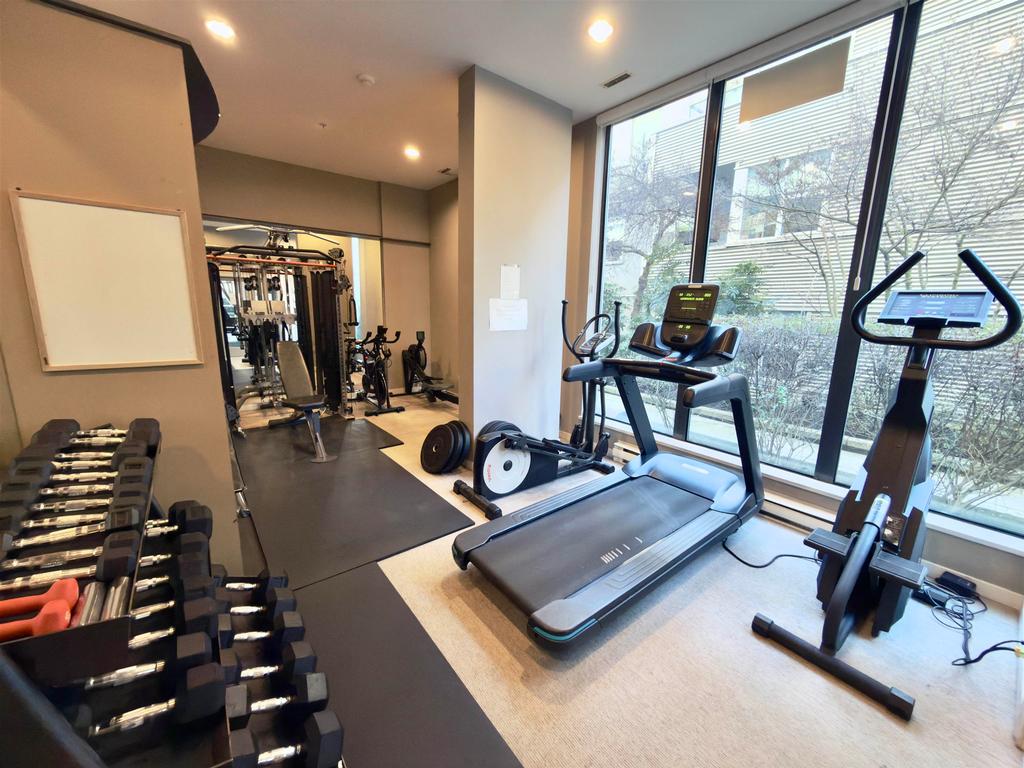 Listing Image for R3090543